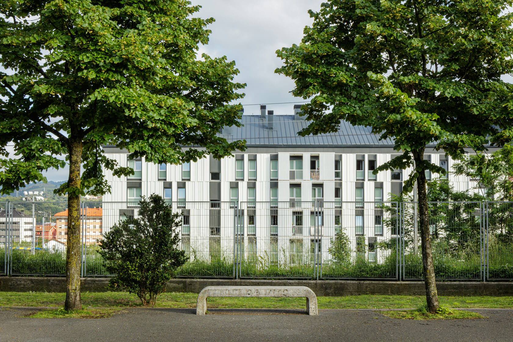 1928_en-84-social-housing-units-Real-4