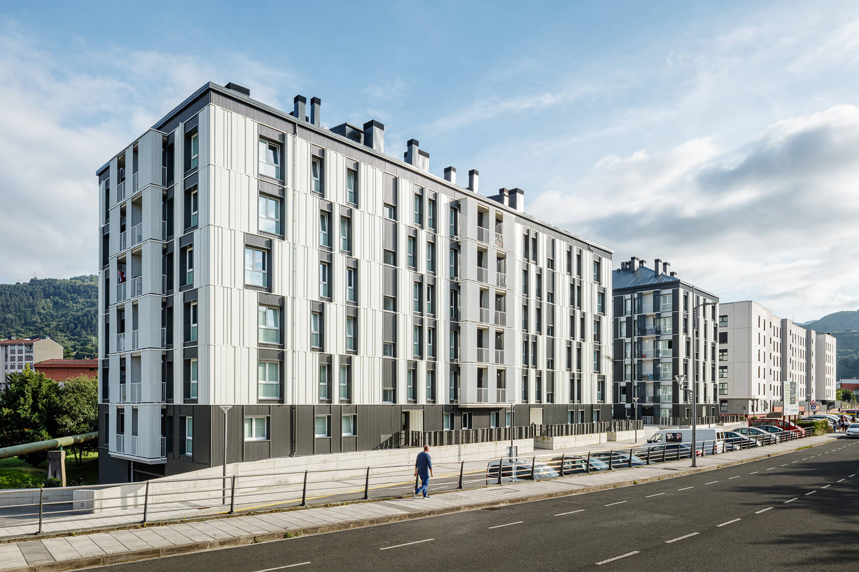 1924_en-84-social-housing-units-Real-4