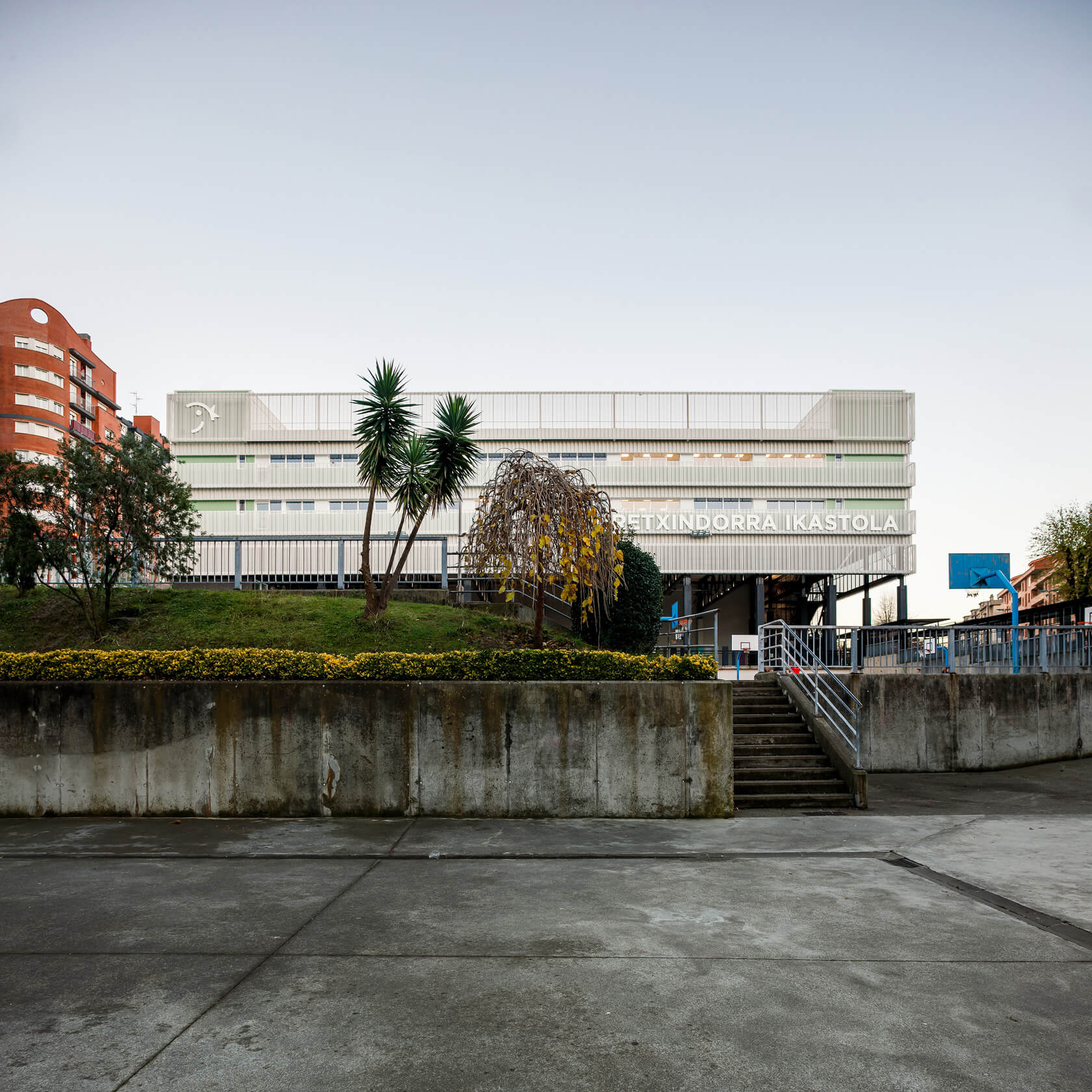 1706_en-urretxindorra-school-Real-2