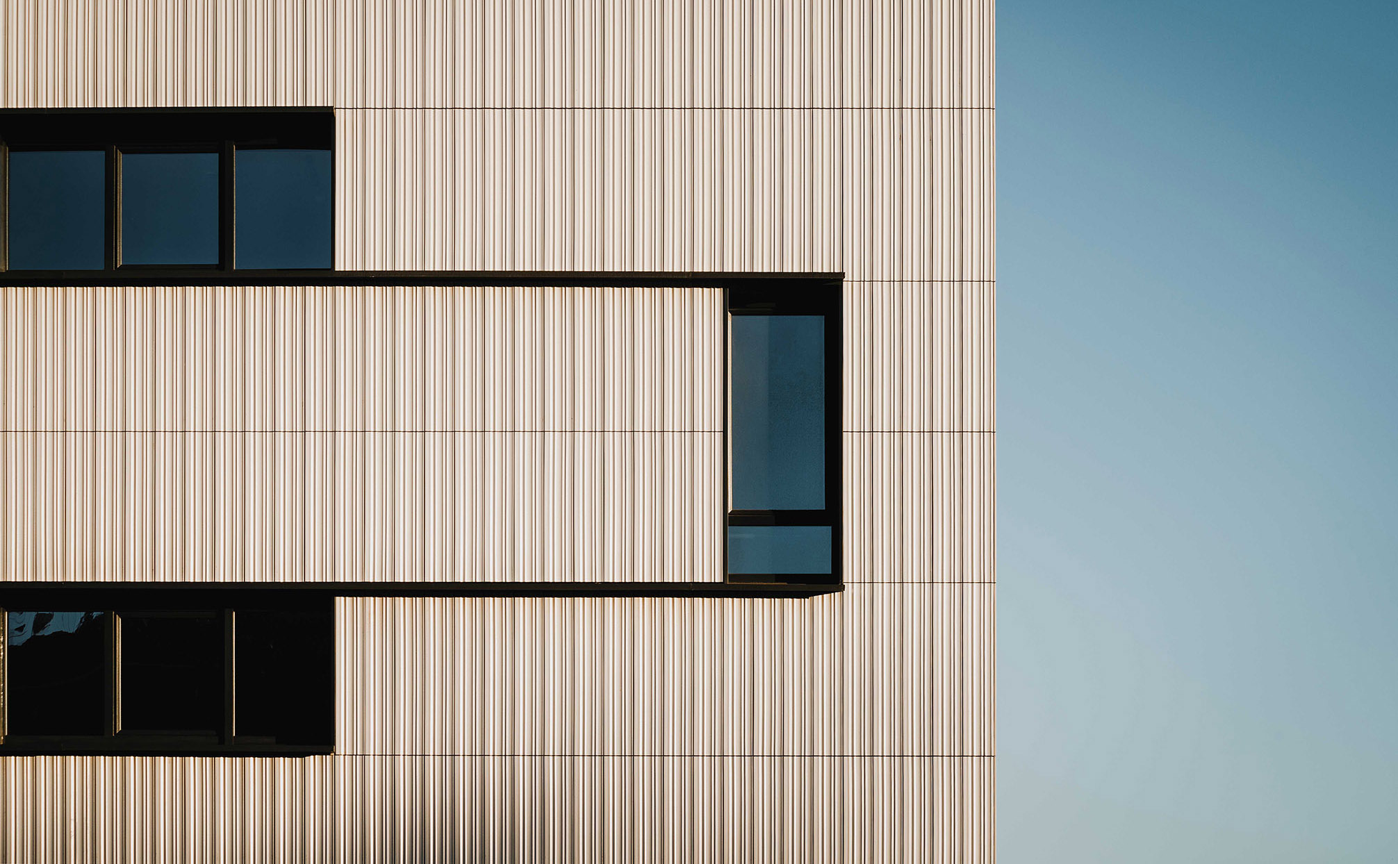 4695_es-2412301736z-Real CROP